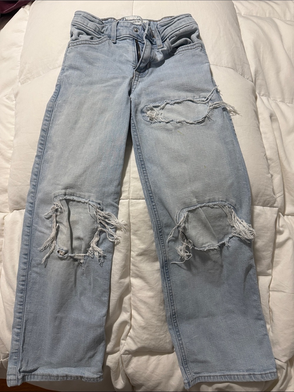 abercrombie kids Light Wash Ripped Straight Leg Jeans